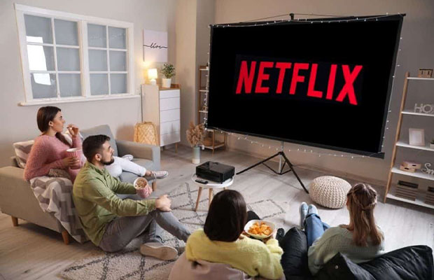 Play Netflix On Projector
